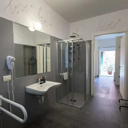 Boutique Novecento Hotel 2*