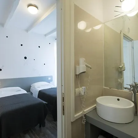 Boutique Novecento Hotell 2*